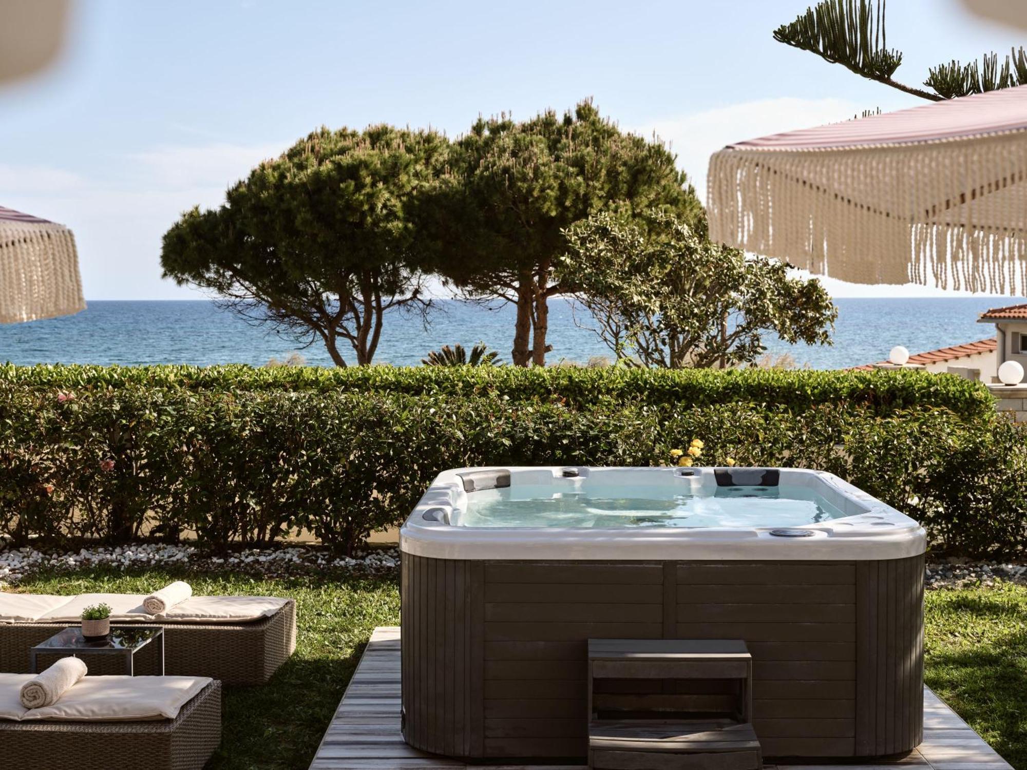 Sea Elegance Villa - On The Beach, By Zantewize Psarou  Kültér fotó